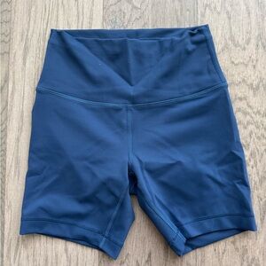 Lululemon Wunder train 6” shorts NWOT